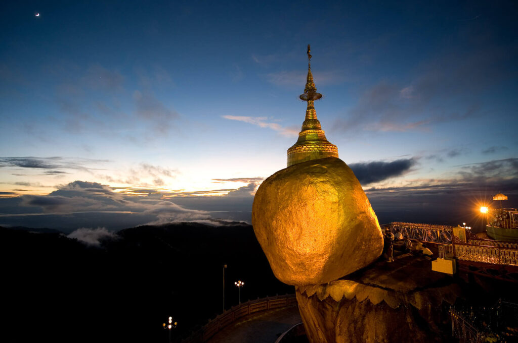 Mystical South: 6-Day Hpa-An, Mawlamyine & Golden Rock Expedition
